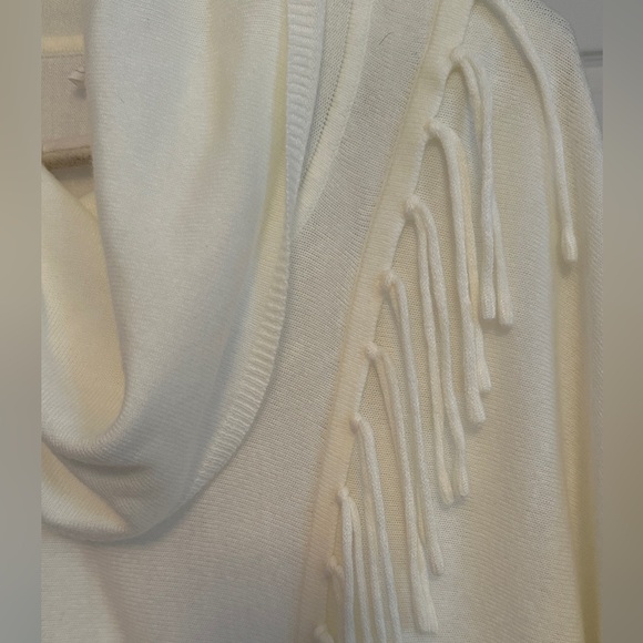 Tunic Sweater Size S - Picture 7 of 8